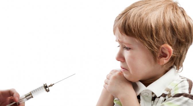 anak takut disuntik